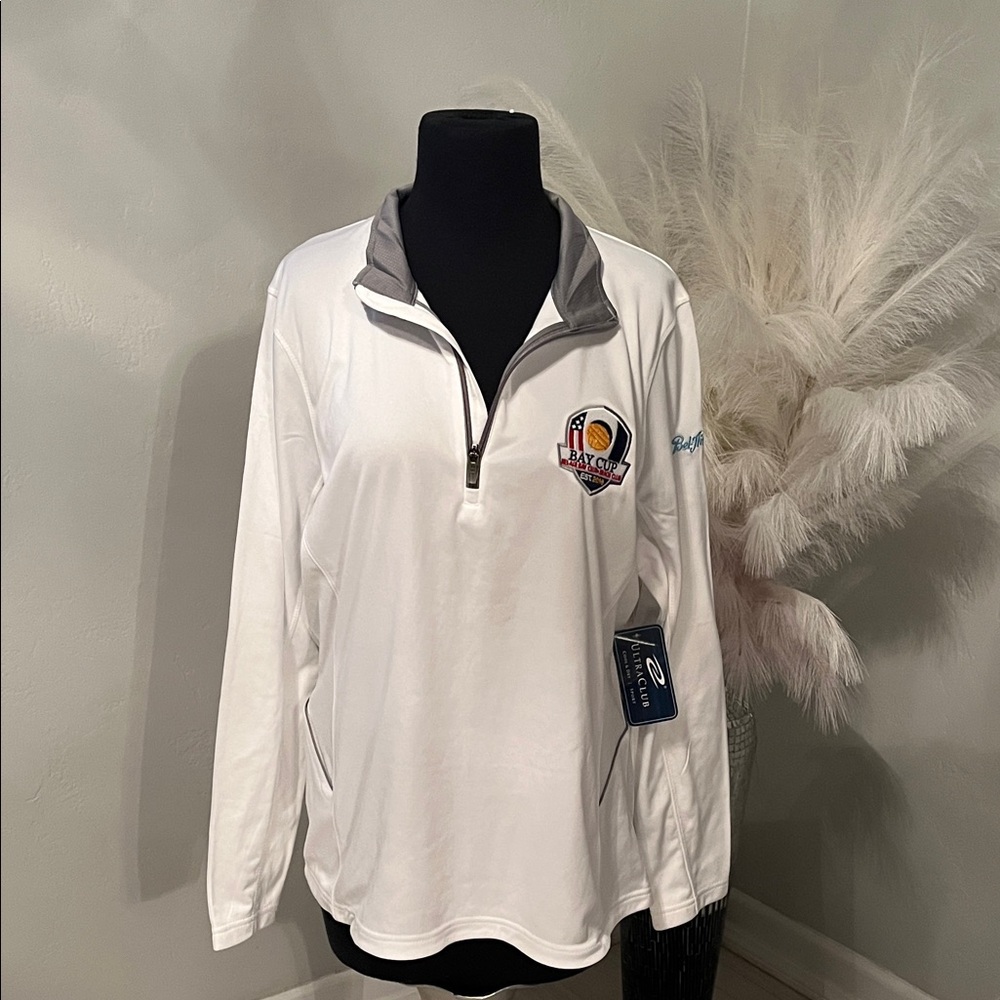Bay Club Women’s (Unisex) White Long-Sleeve Quarter-Zip Pullover